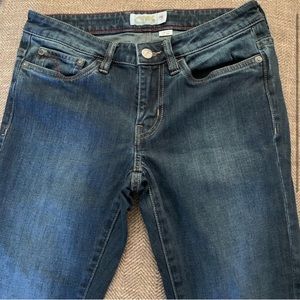 Excellent Preowned Condition MK (Mountain Khaki)Jeans Size 28. Very Cute